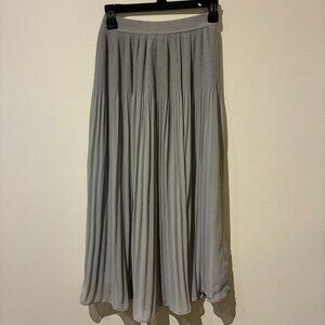 NWT H&M Gray Pleated Maxi Skirt - Women's XS